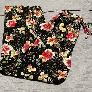 Zara Flowy Long multi Colors Pants